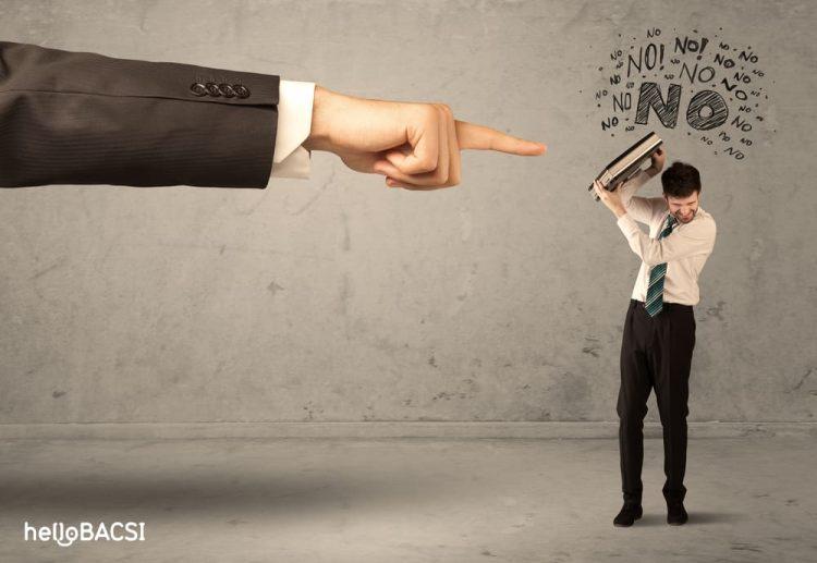kiểu sếp khiến bạn bị căng thẳng thần kinh