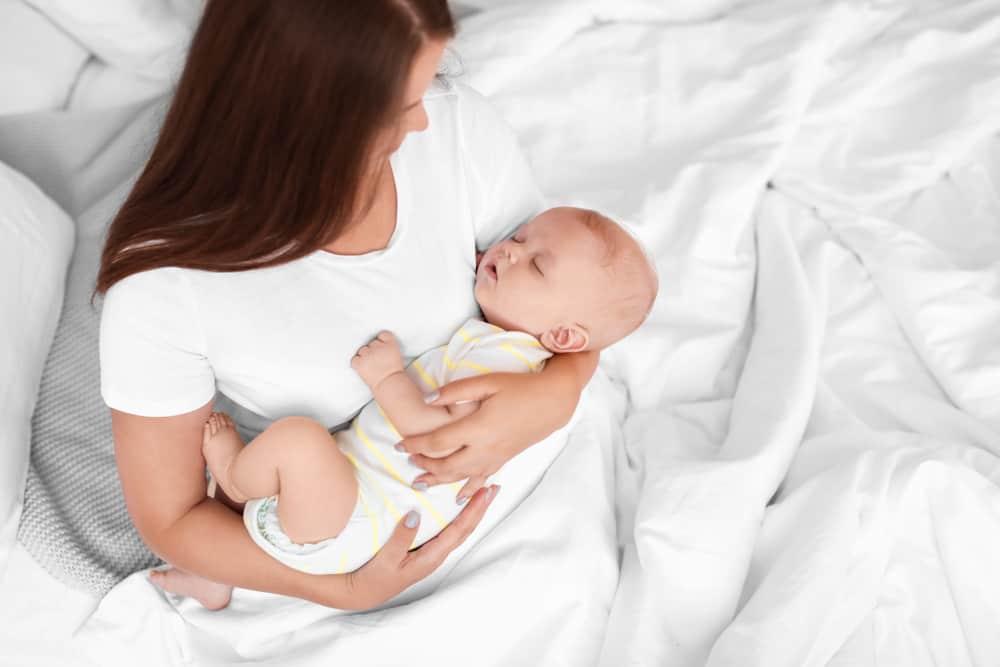 hát ru giúp bé ngủ ngon