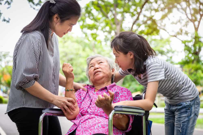 Điều trị và chăm sóc bệnh nhân sau tai biến bị co giật