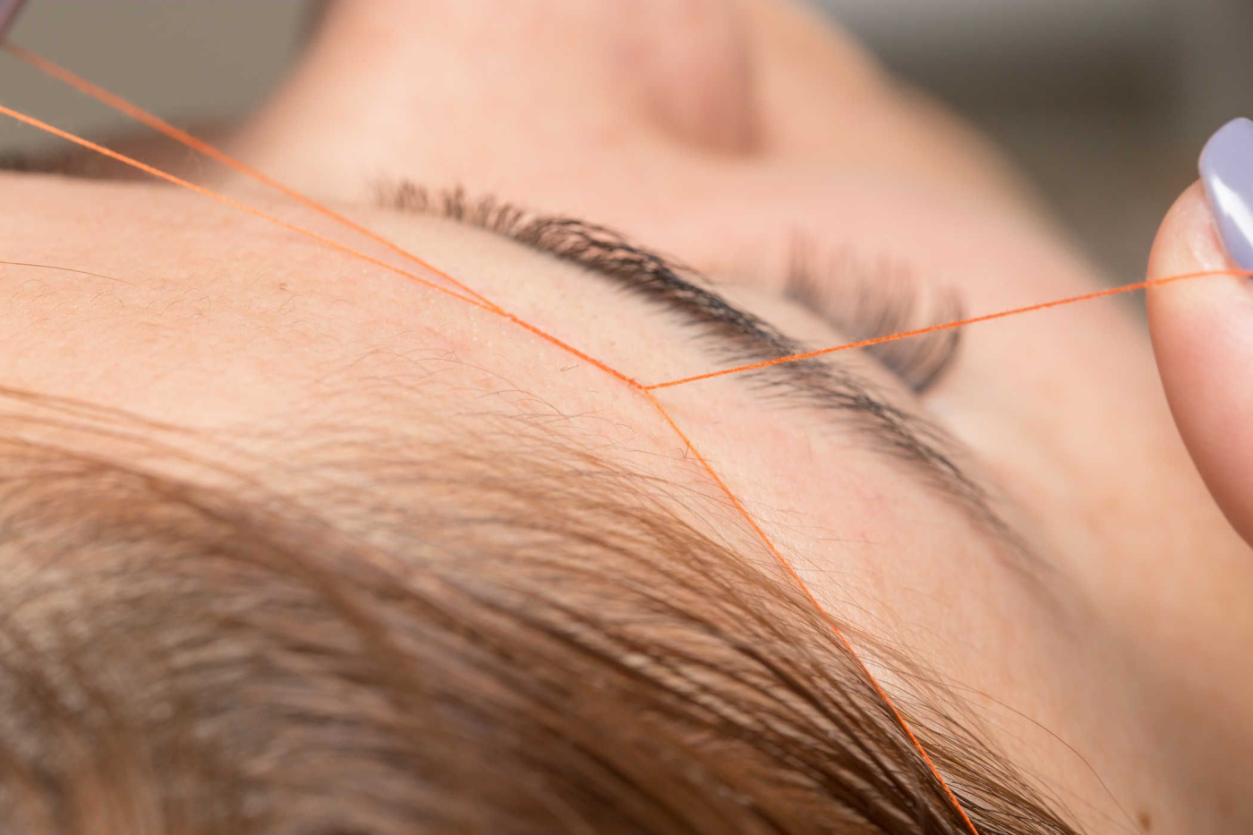 5 cách để đối phó với những sợi lông trên mặt