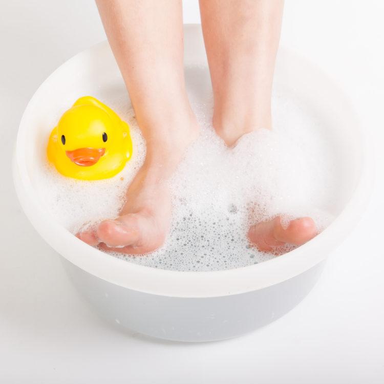 Đạp đinh bị nhức, phải làm sao để vết thương nhanh lành?