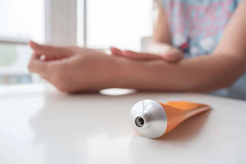 Bệnh chàm là gì? 7 loại bệnh chàm và những điều bạn nên biết 10 điều trị bệnh chàm da