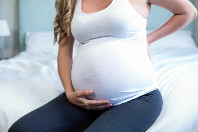 Bà bầu bị đau bụng có nguy hiểm không?
