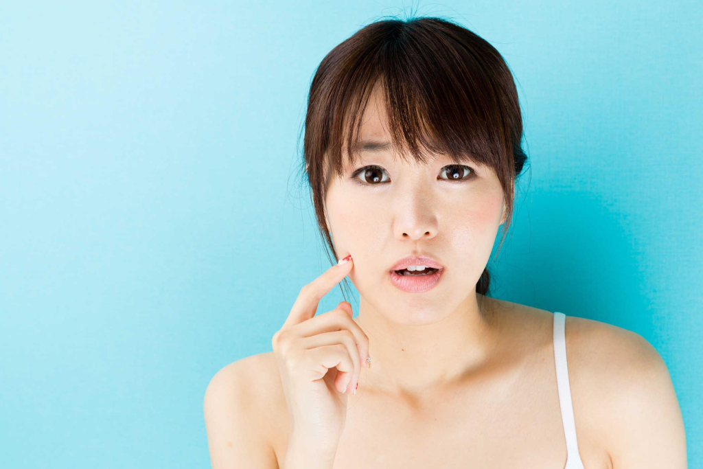 tay-trang-da