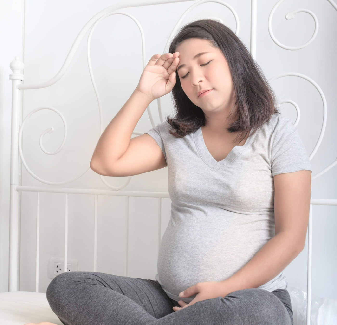 Mẹo hay giúp mẹ bầu dứt ngay cơn chóng mặt