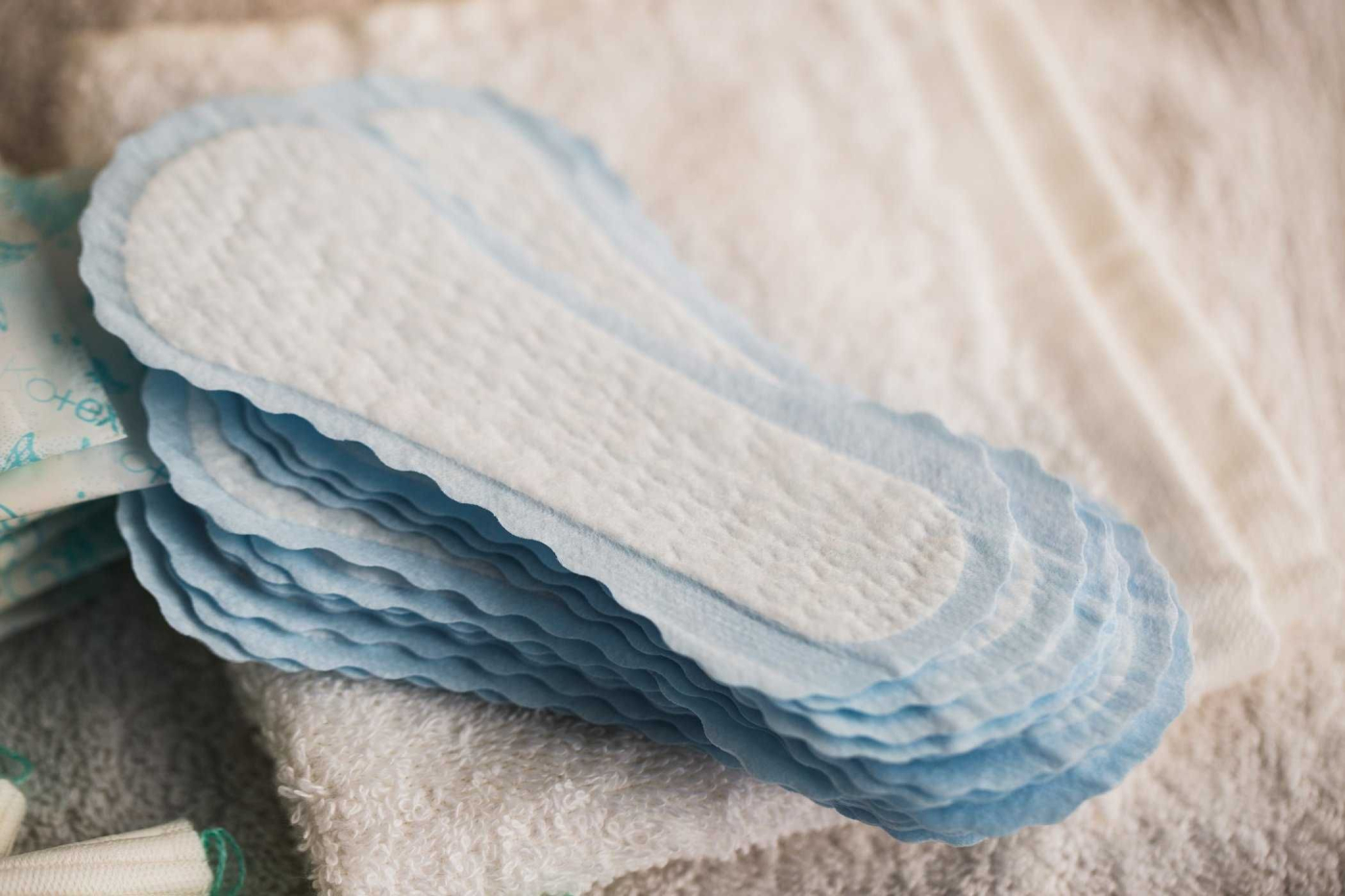 Bạn cần làm gì khi kinh nguyệt không đều?