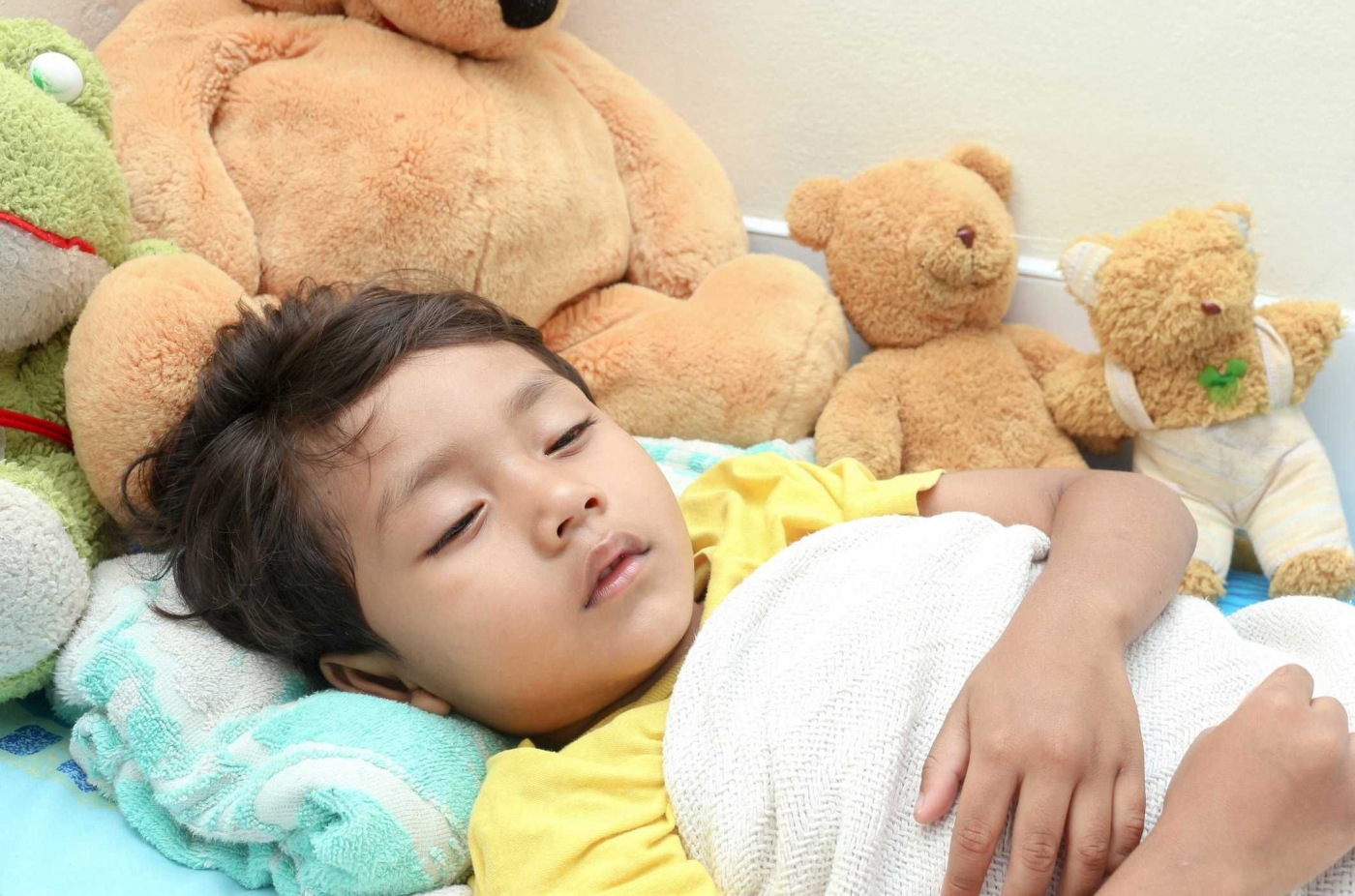 Khi nào nên cho trẻ uống thuốc kháng sinh?