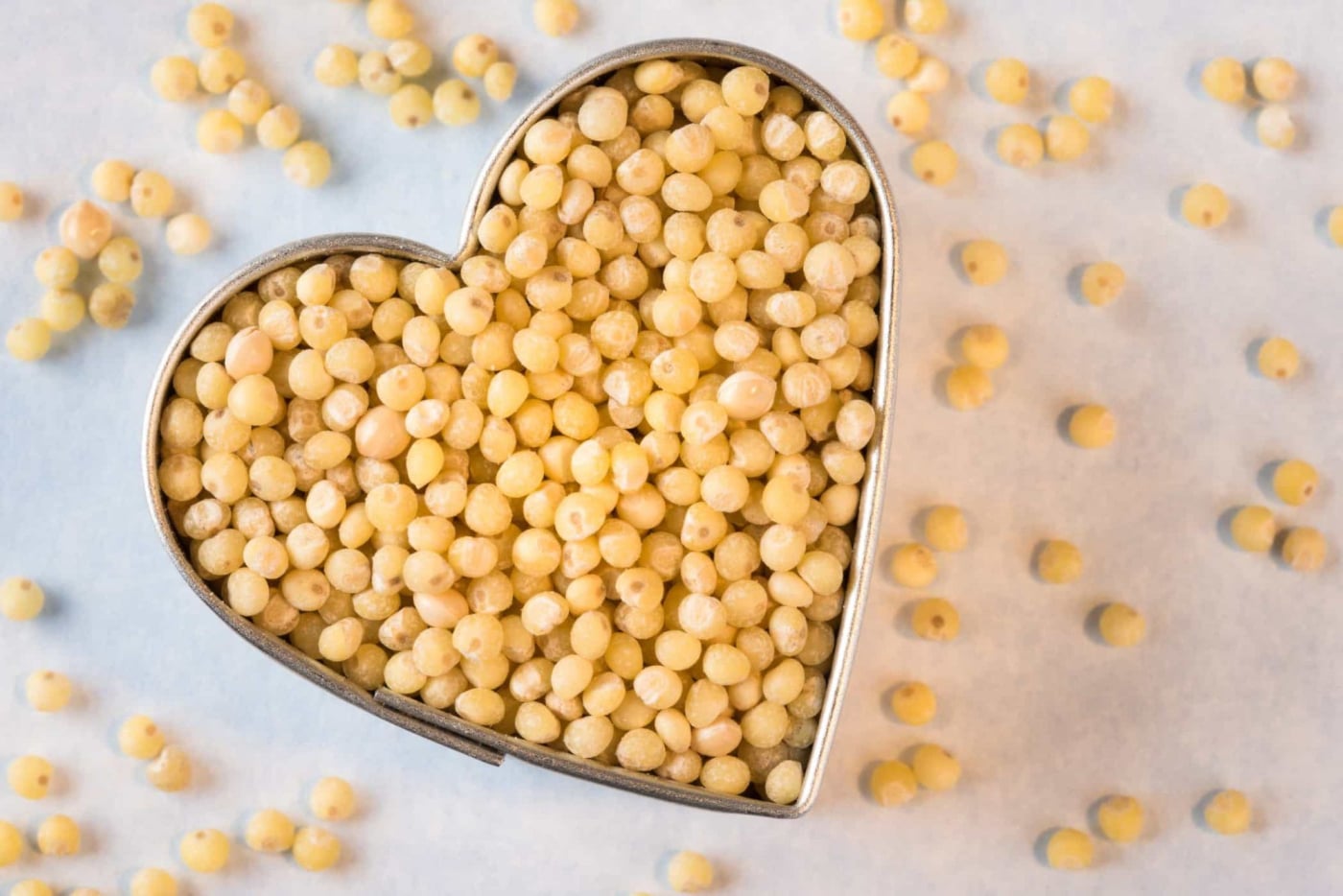 Để xương chắc khỏe: Magiê lợi hại chẳng kém canxi