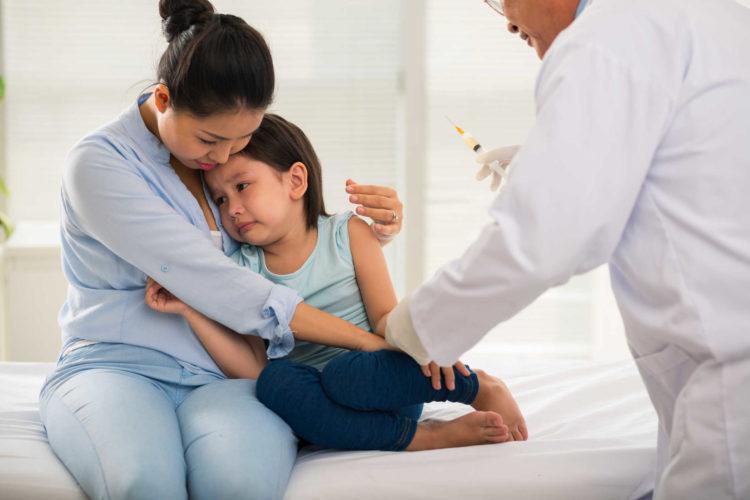 Điều trị bệnh uốn ván ở trẻ em ngay khi phát hiện con có vết thương nhiễm bẩn