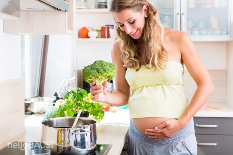 Bà bầu nên ăn gì để có đầy đủ chất dinh dưỡng cho thai nhi?
