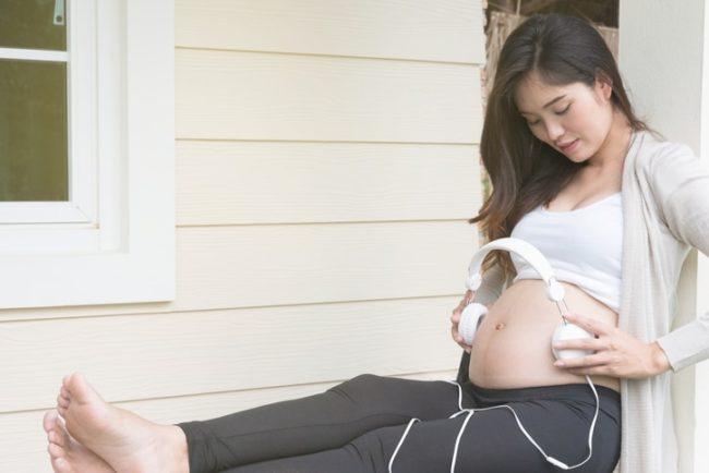 Âm nhạc cho bà bầu: Nguồn lợi ích tuyệt vời cho cả mẹ và bé