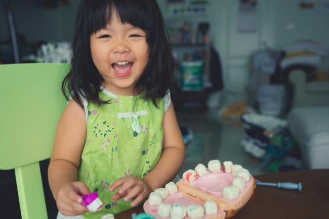 8 cách bảo vệ răng hiệu quả, chắc khỏe, trắng sáng cho trẻ