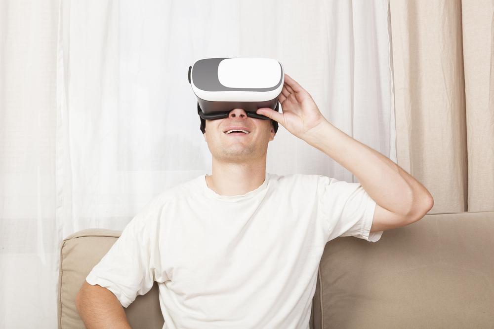 Tại sao đàn ông thích xem phim sex? 3 lý do nam giới thích phim khiêu dâm