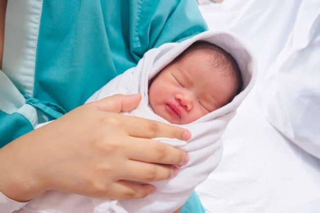 Muốn sinh thường dễ dàng thử ngay 19 cách giúp mẹ sẵn sàng "vượt cạn"