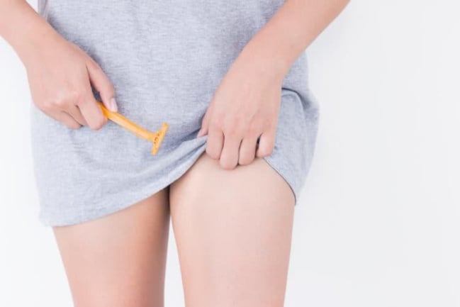 Vì sao cần cạo lông vùng kín trước khi sinh? Tìm hiểu để không lo lắng!