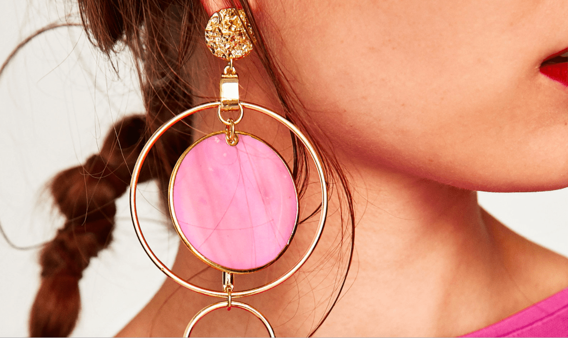 Bạn sẽ thường gặp 2 lỗi này khi xỏ lỗ tai