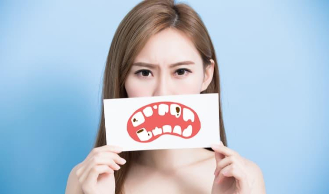 15 thói quen xấu ảnh hưởng đến răng có thể bạn chưa biết
