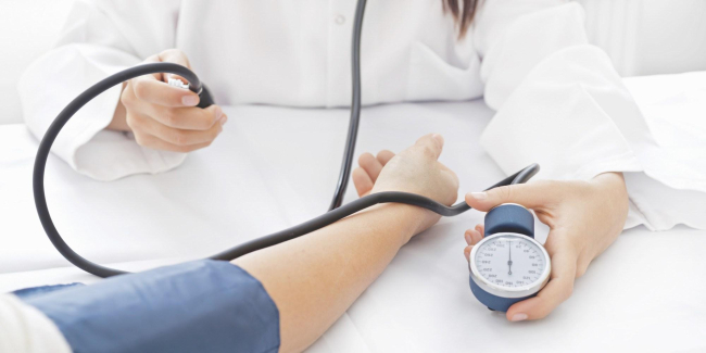 Cao huyết áp nên ăn gì để hạ nhanh? Đừng bỏ qua 12 siêu thực phẩm này!