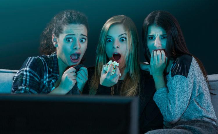 Tại sao chúng ta thích xem phim kinh dị?