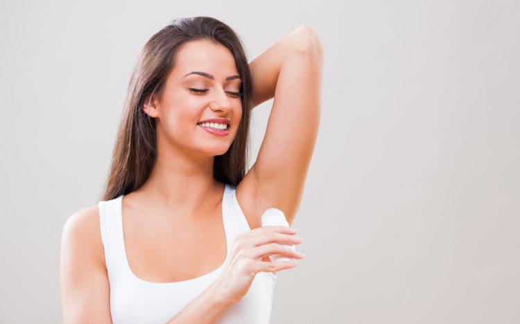 9 bí quyết giúp bạn ngăn ngừa mùi hôi dưới cánh tay