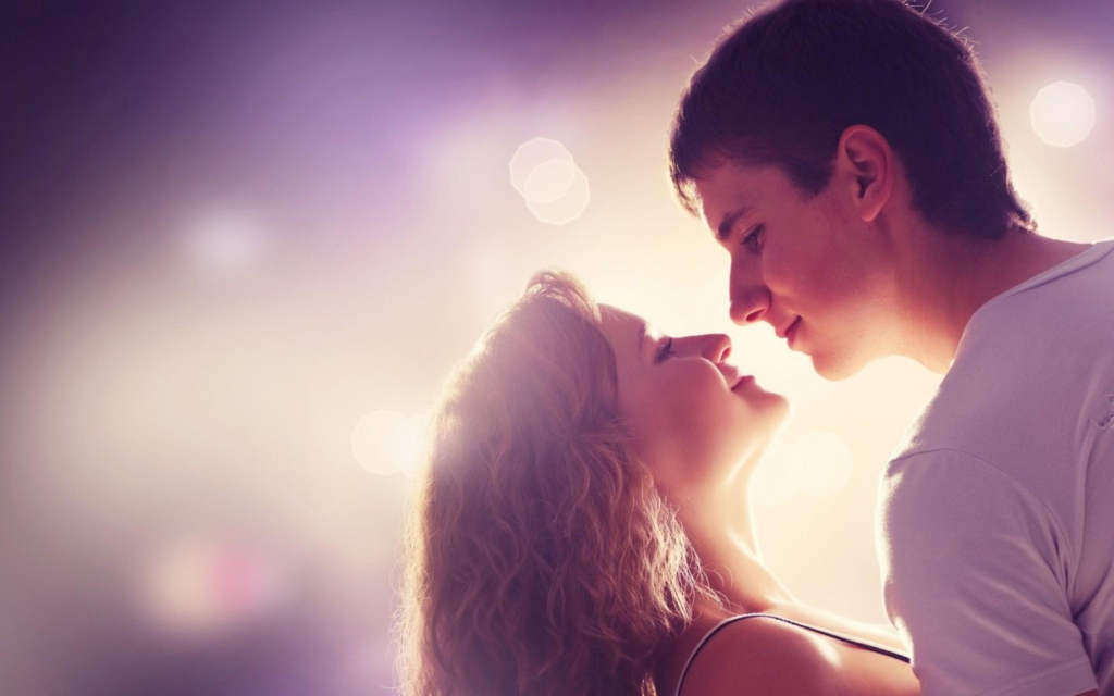 Vì sao bạn nên lắng nghe nhiều hơn khi yêu?
