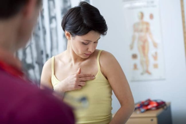 7 nguyên nhân và 11 cách chữa tắc tia sữa đơn giản ở phụ nữ cho con bú