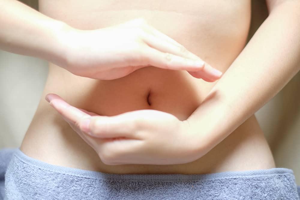 xoa bụng trị táo bón