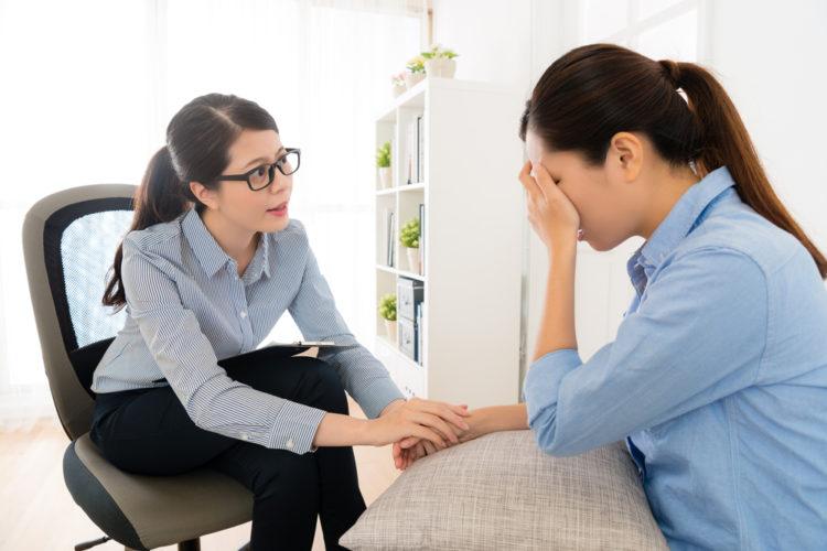 Cách ứng xử tinh tế với những người bị nghiện