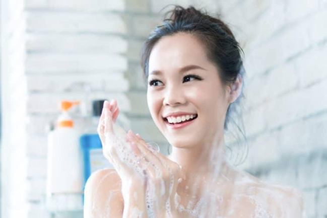 Chăm sóc da tay và chân để tự tin diện trang phục quyến rũ