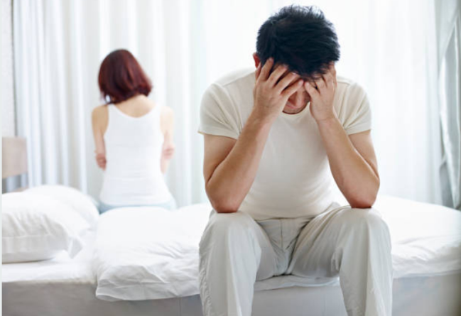 Vì sao vợ bạn không hứng thú chuyện chăn gối?