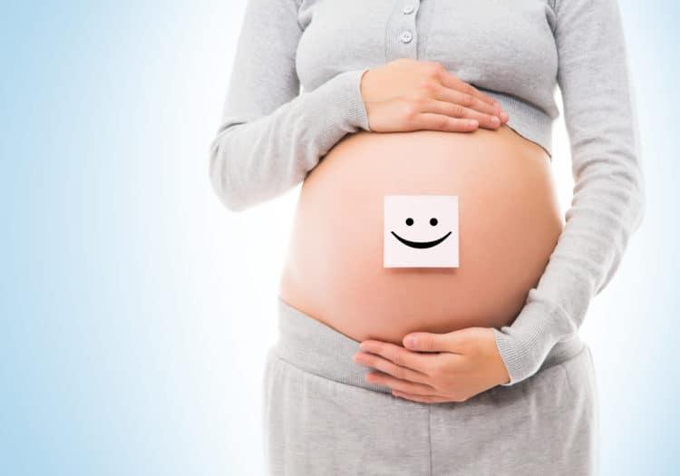 Mọc lông bụng khi mang thai có nên lo lắng hay không?