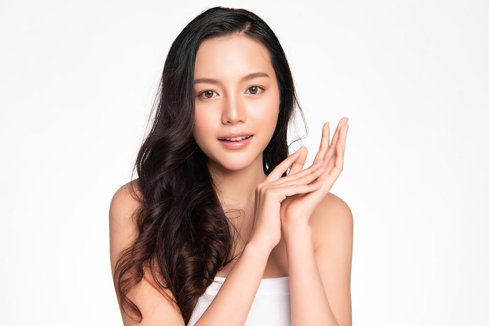 "Xăm soi" thành phần trong các sản phẩm trị mụn phổ biến