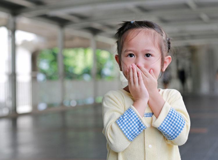 Trẻ bị chảy máu cam một bên mũi tiết lộ nhiều vấn đề sức khỏe