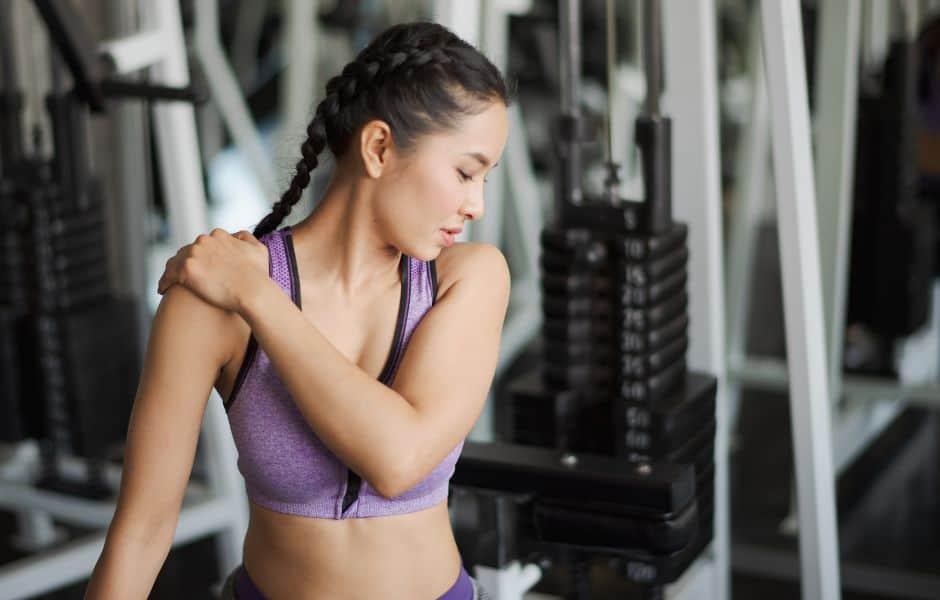 Bạn nên làm gì để giảm đau cơ sau khi tập gym? 10 cách giảm đau tự nhiên