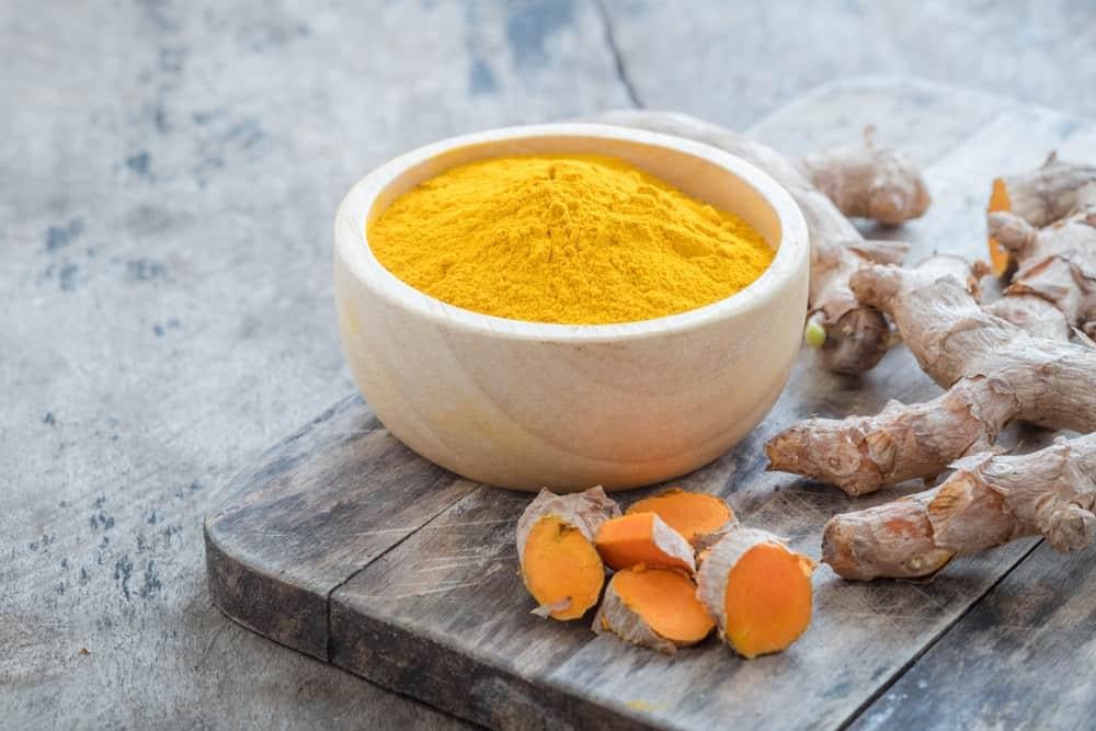 Điểm danh 10 tác dụng của tinh bột nghệ giúp bạn đẹp tự nhiên