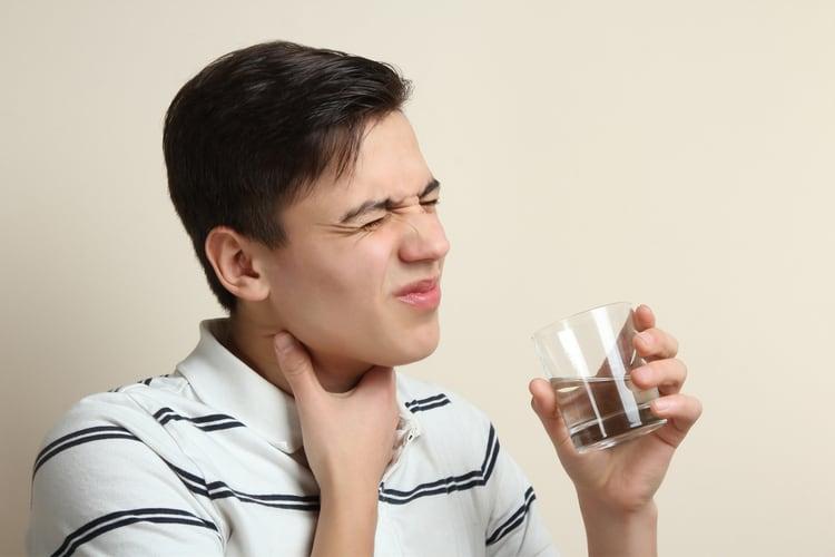 Mách bạn cách trị viêm họng hiệu quả