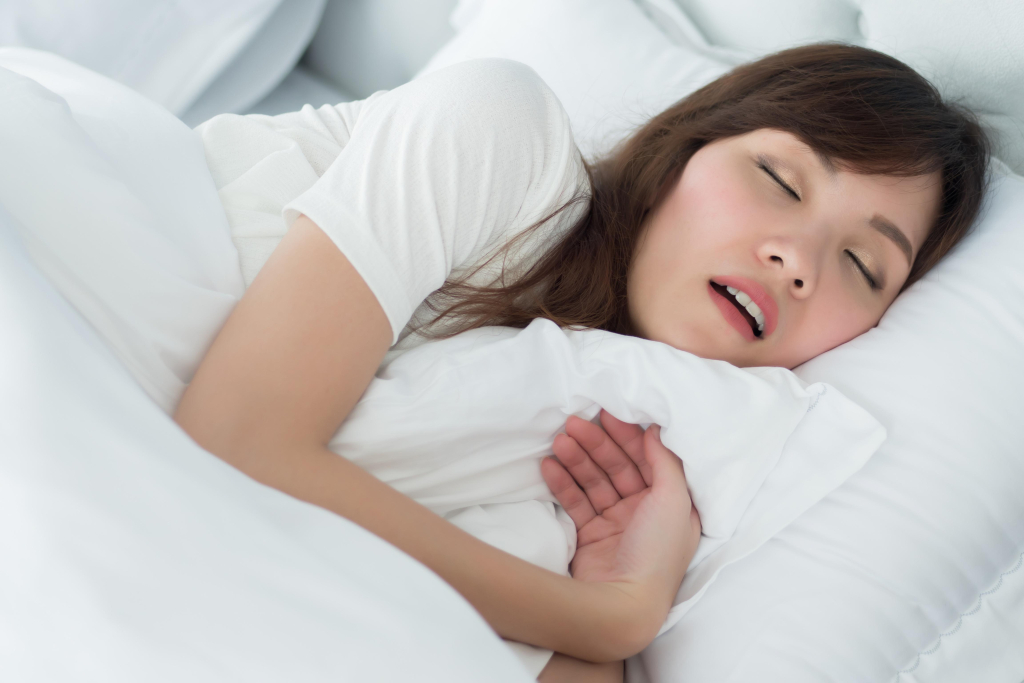 Ngủ ngáy là bệnh gì và tác động như thế nào đến sức khỏe?