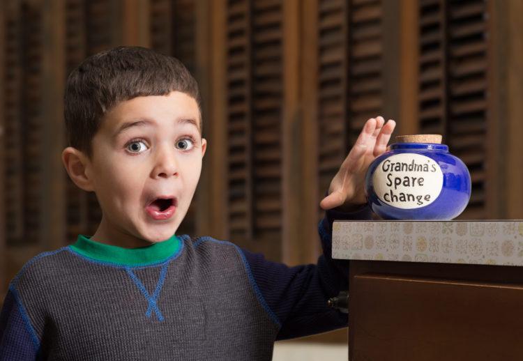 Khi con có tính ăn cắp, bạn sẽ làm gì?