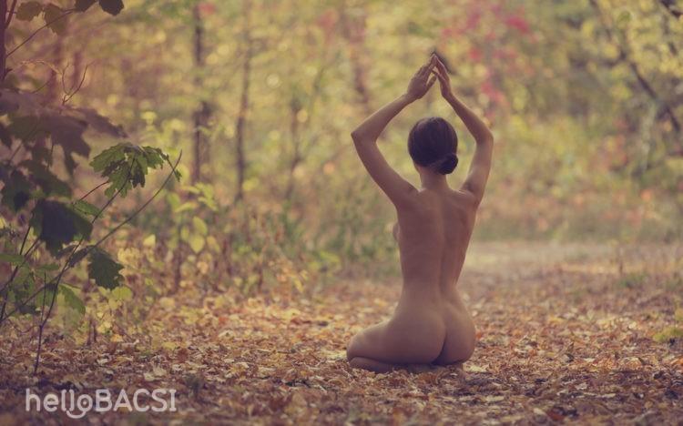 5 lý do tại sao bạn nên thử yoga khỏa thân