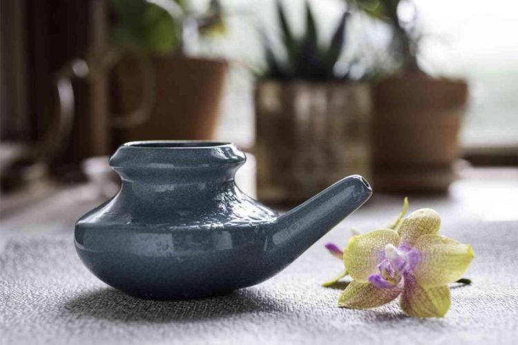 Bình rửa mũi: Sử dụng như thế nào, cần lưu ý gì khi dùng?