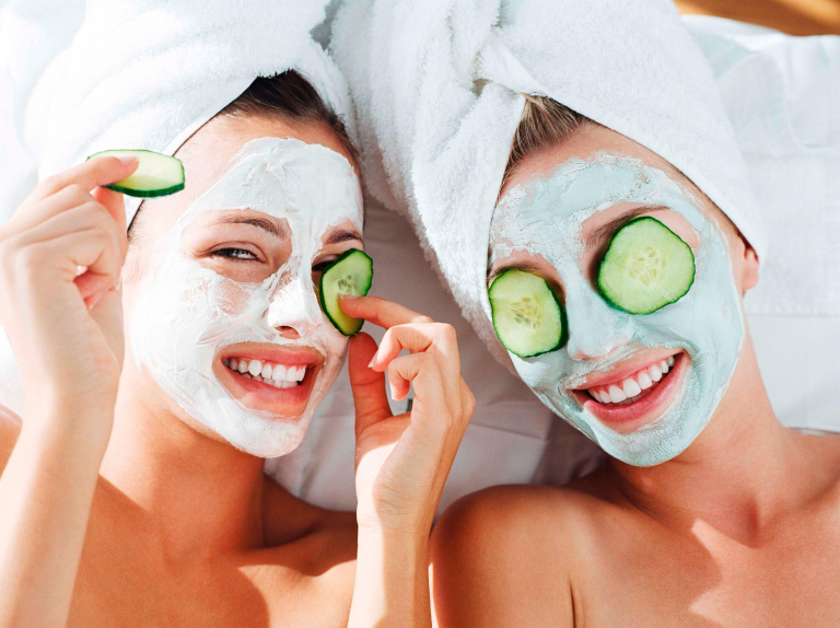 Cách trị quầng thâm mắt bằng dưa leo