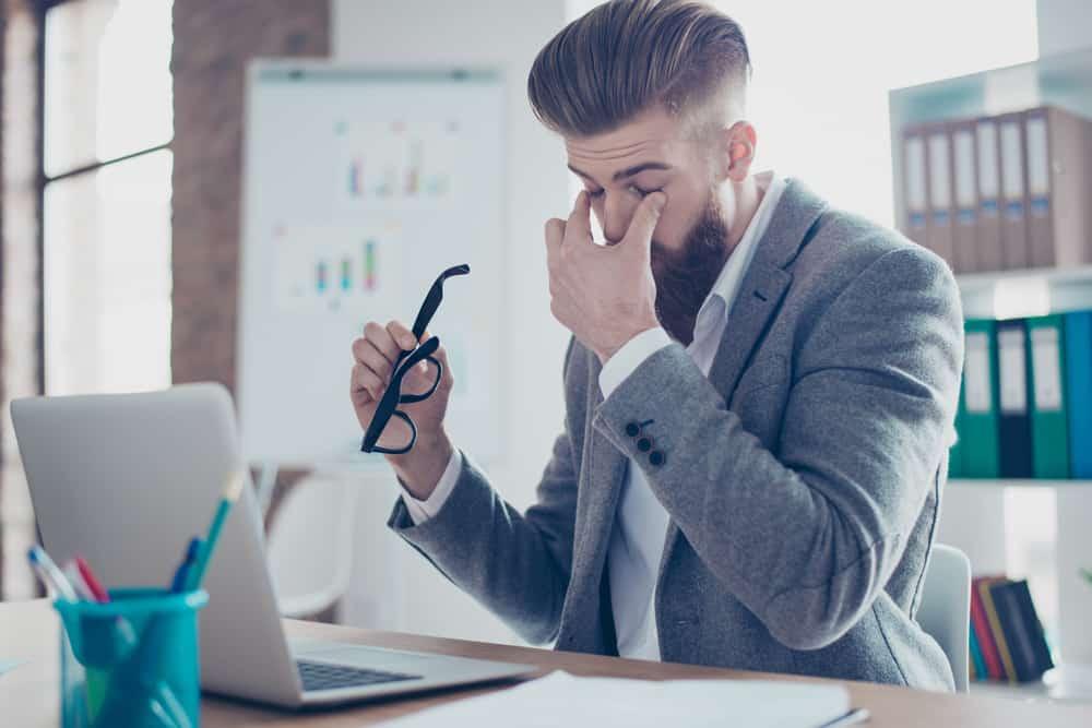 Triệu chứng đau mắt đỏ khác nhau ở mỗi người, tùy vào nguyên nhân