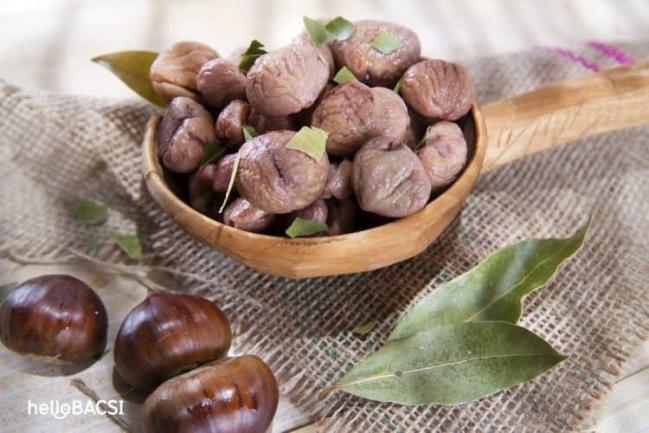 Mách bạn 5 bước trong cách luộc hạt dẻ ngon