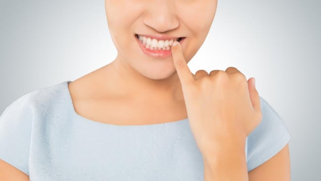 Ngứa nướu răng lâu ngày: Xử lý và phòng ngừa như thế nào?