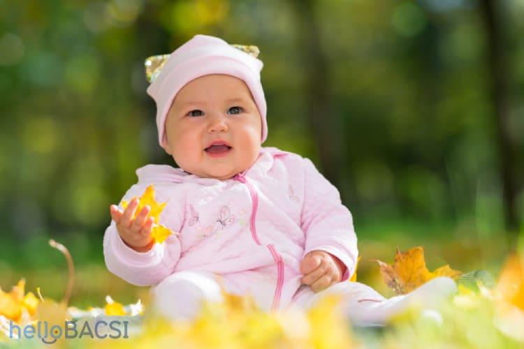 Trẻ hay lắc đầu có nguy hiểm không? Nguyên nhân và cách xử trí