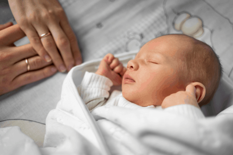 Dấu hiệu trẻ sơ sinh bị sởi và cách chăm sóc