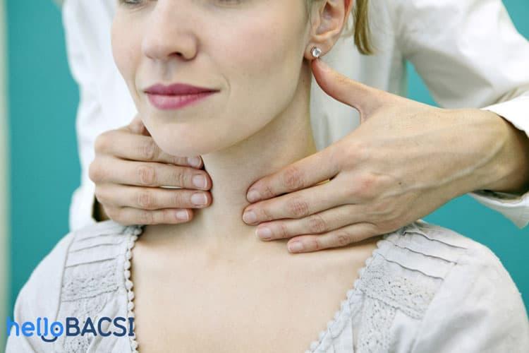 Tìm hiểu chi tiết u tuyến giáp là gì?