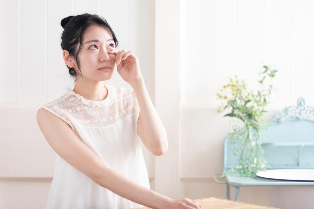 Điều gì khiến tôi trở thành người dễ khóc? Tôi có bị trầm cảm không?