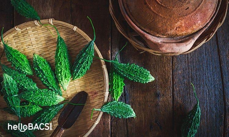 7 cách trị mụn và 3 cách trị gàu bằng mặt nạ mướp đắng