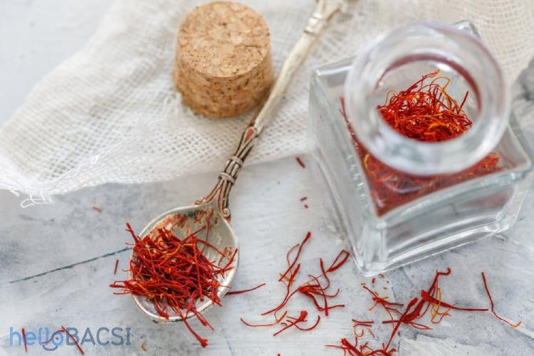Cách sử dụng nhụy hoa nghệ tây